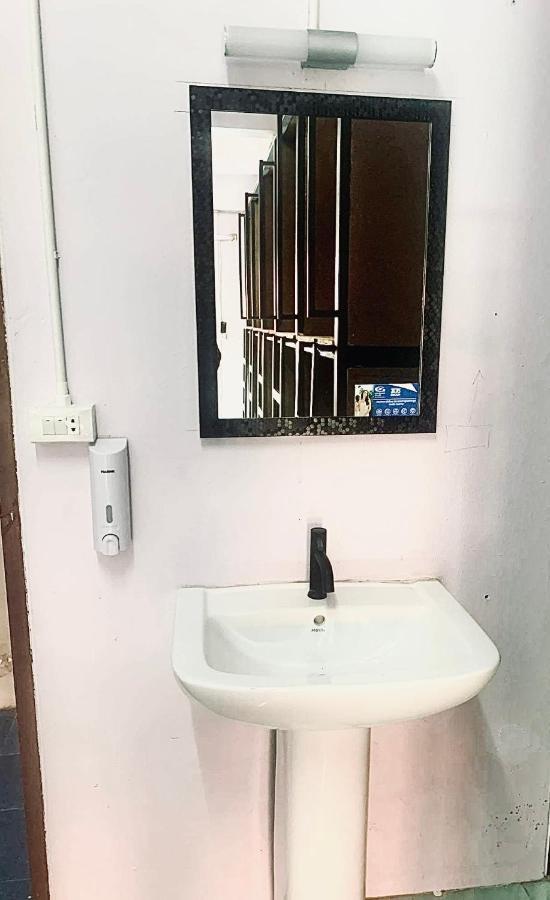 The Black Sheep Hostel Haad Rin Ngoại thất bức ảnh